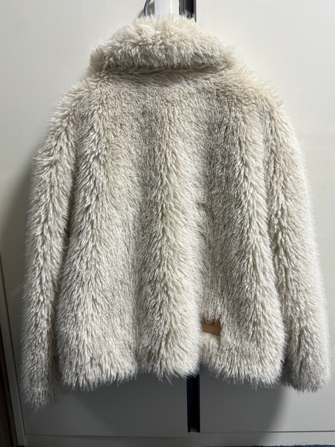 세터 satur 페이크 퍼 자켓 상품이미지5