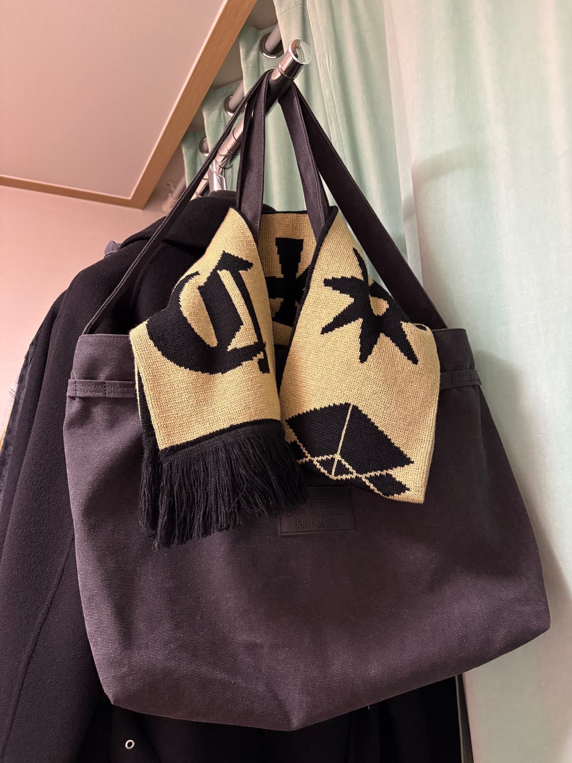 Cord 모듈라 스트랩 토트백 + 머플러 상품이미지3