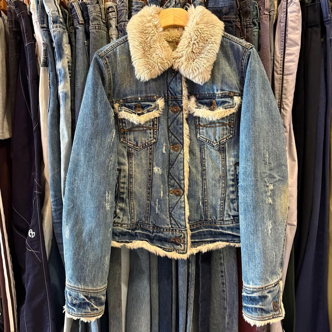 쉐인진스 퍼 데님 자켓 상품이미지3