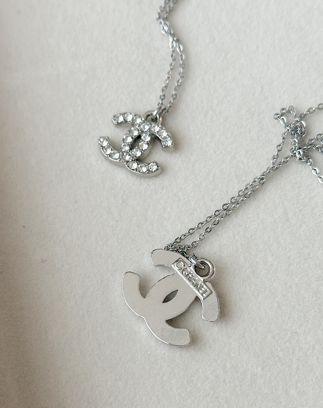 샤넬 CC로고 크리스탈 업사이클링 목걸이 상품이미지3