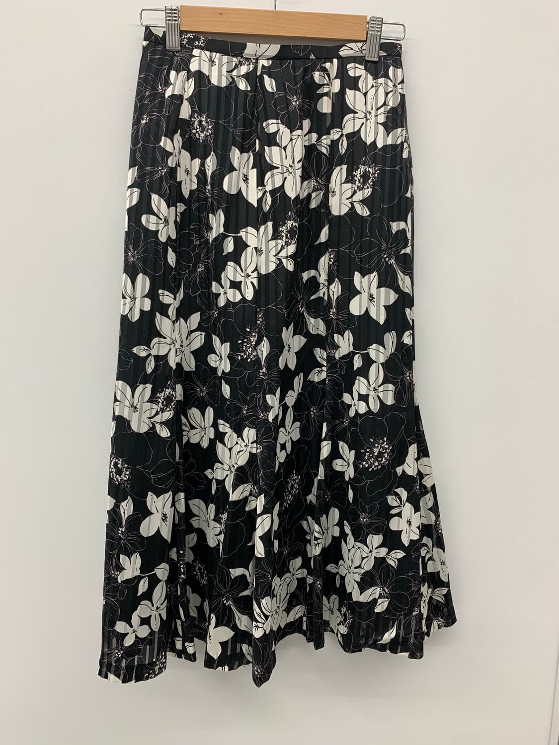 플라워 패턴 머메이드핏 롱스커트 상품이미지4
