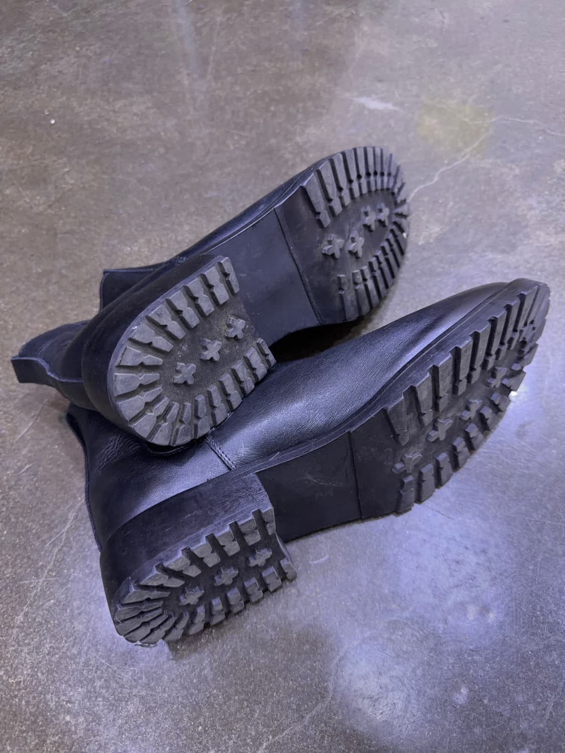 카미난도 x 쉽스 심플 첼시부츠 블랙 260 상품이미지8