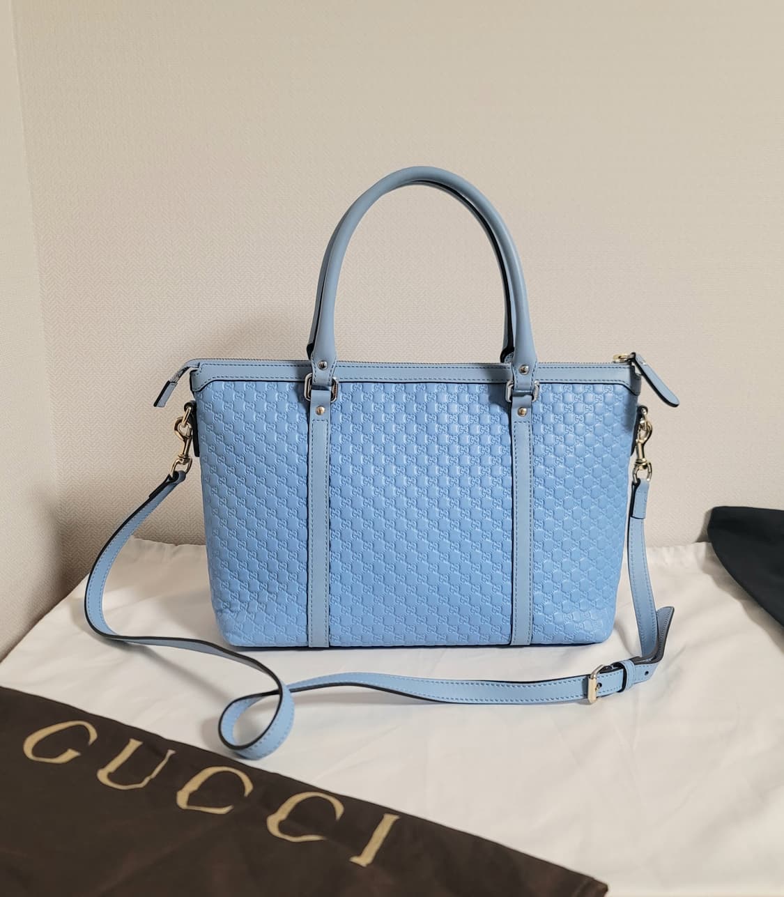 정품 구찌 가방,토트백(디올펜디샤넬프라다셀린느버버리고야드루이비통발렌시아가 상품이미지3