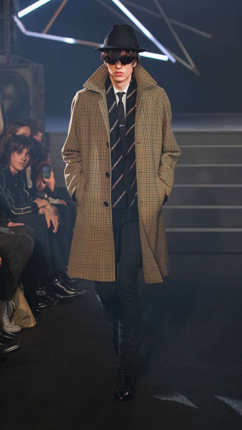 셀린느 23F/W 하운드투스 맥 코트 상품이미지1