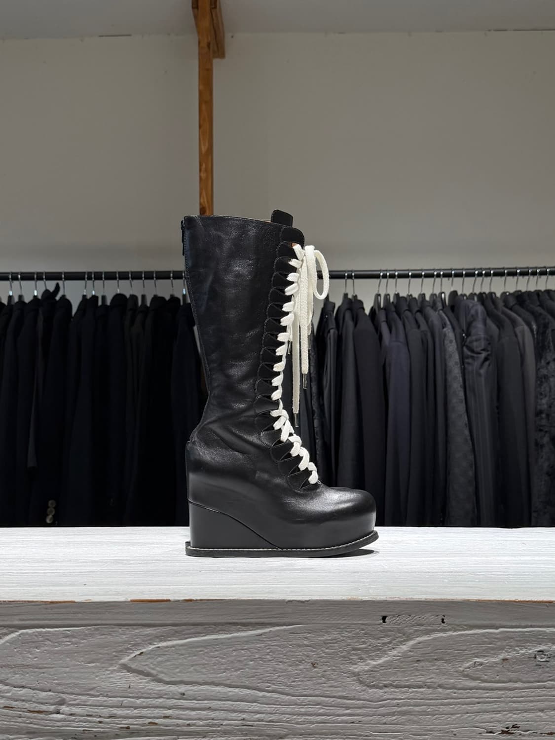지방시 블랙 레더 레이스업 플랫폼 부츠 상품이미지4