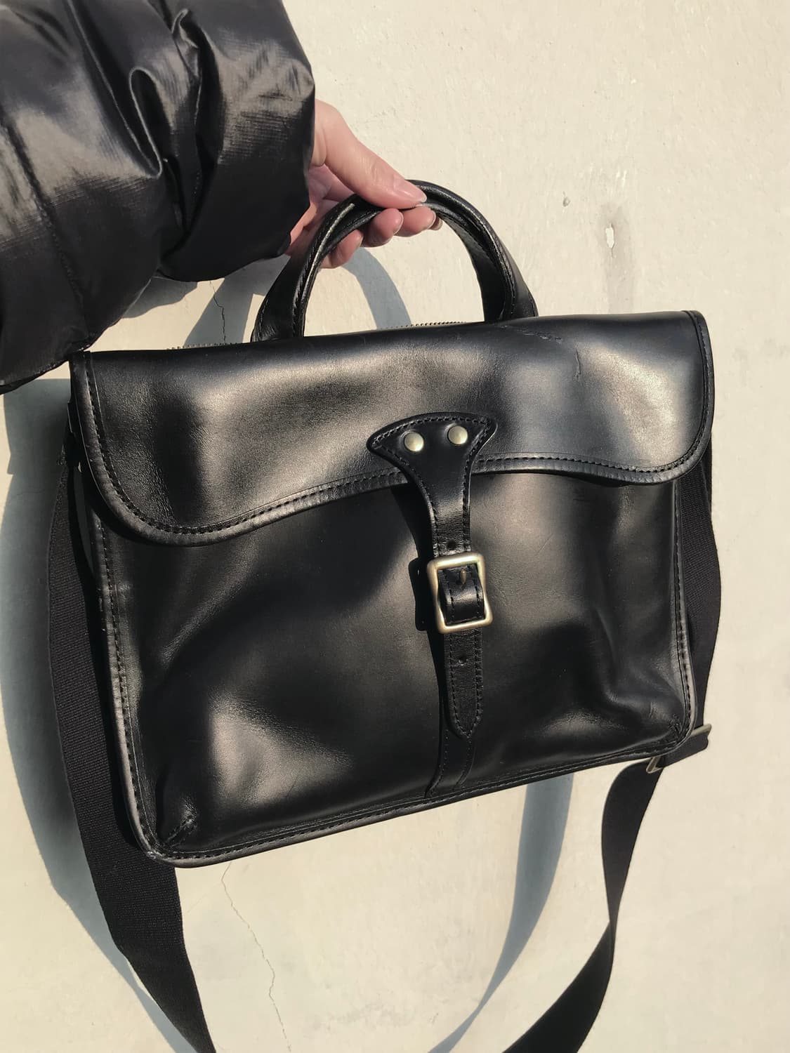 FREE HAND 클래식 블랙 가죽 가방 상품이미지2