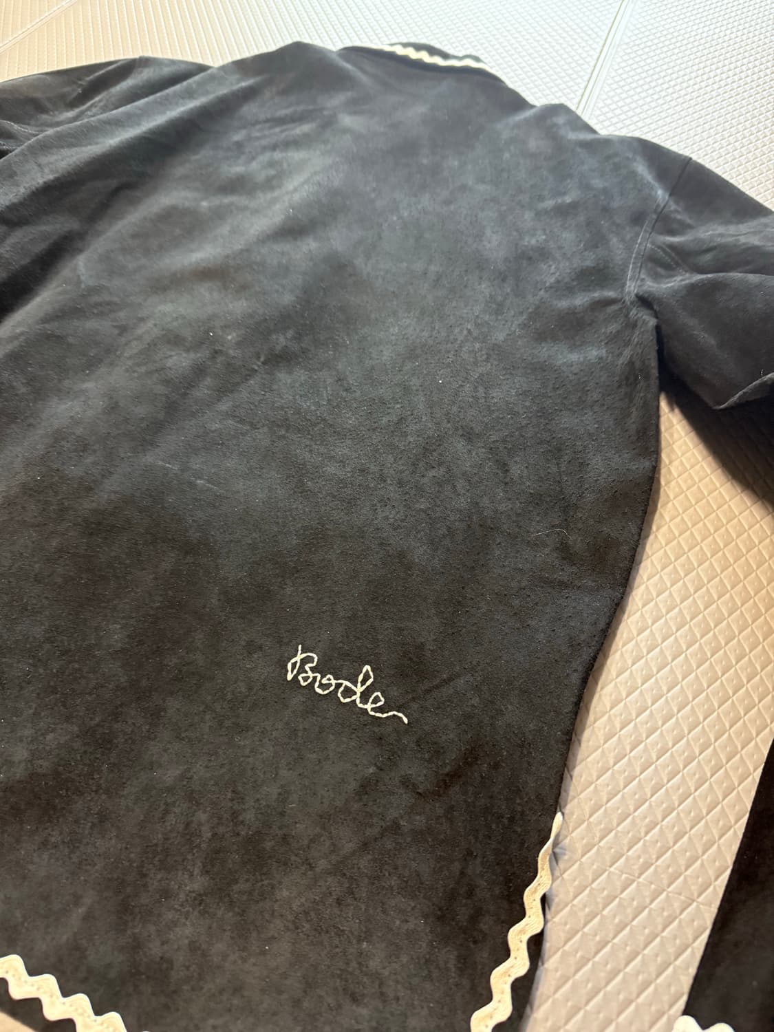 (L/XL) BODE 보디 Rick Rack 100% 스웨이드 자켓 상품이미지3