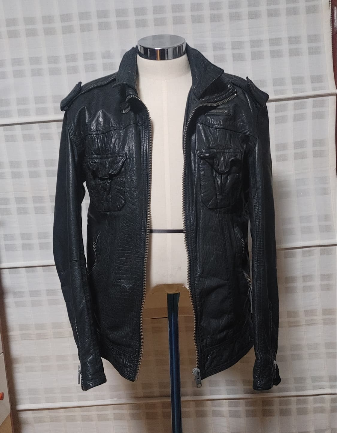 (100% 가죽) 슈퍼드라이 검정 가죽 자켓 M (95~100) 상품이미지3