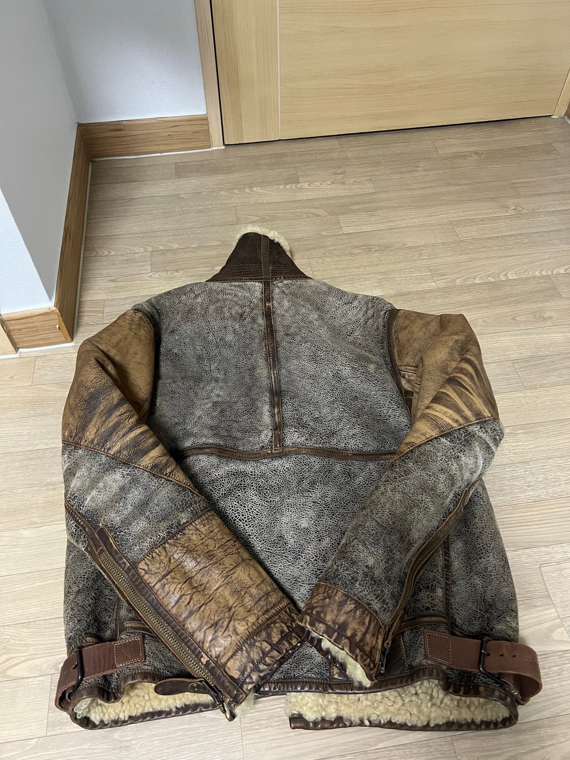 폴로 레더 트림 시어링 자켓(무스탕) 상품이미지10