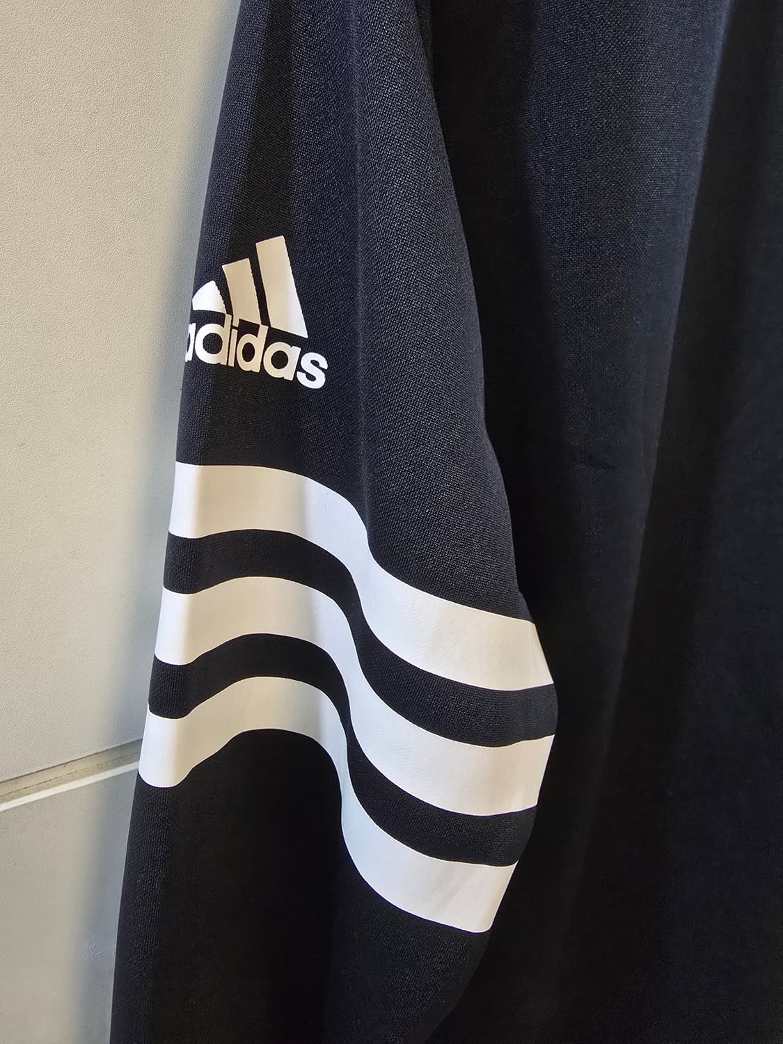 아디다스 블랙 삼선 집업 M 상품이미지3