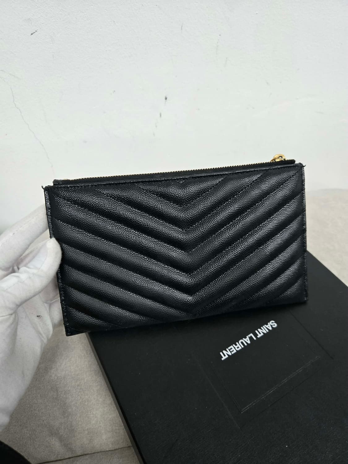 [보증서 정품]입생로랑 빌 파우치 클러치백 상품이미지3