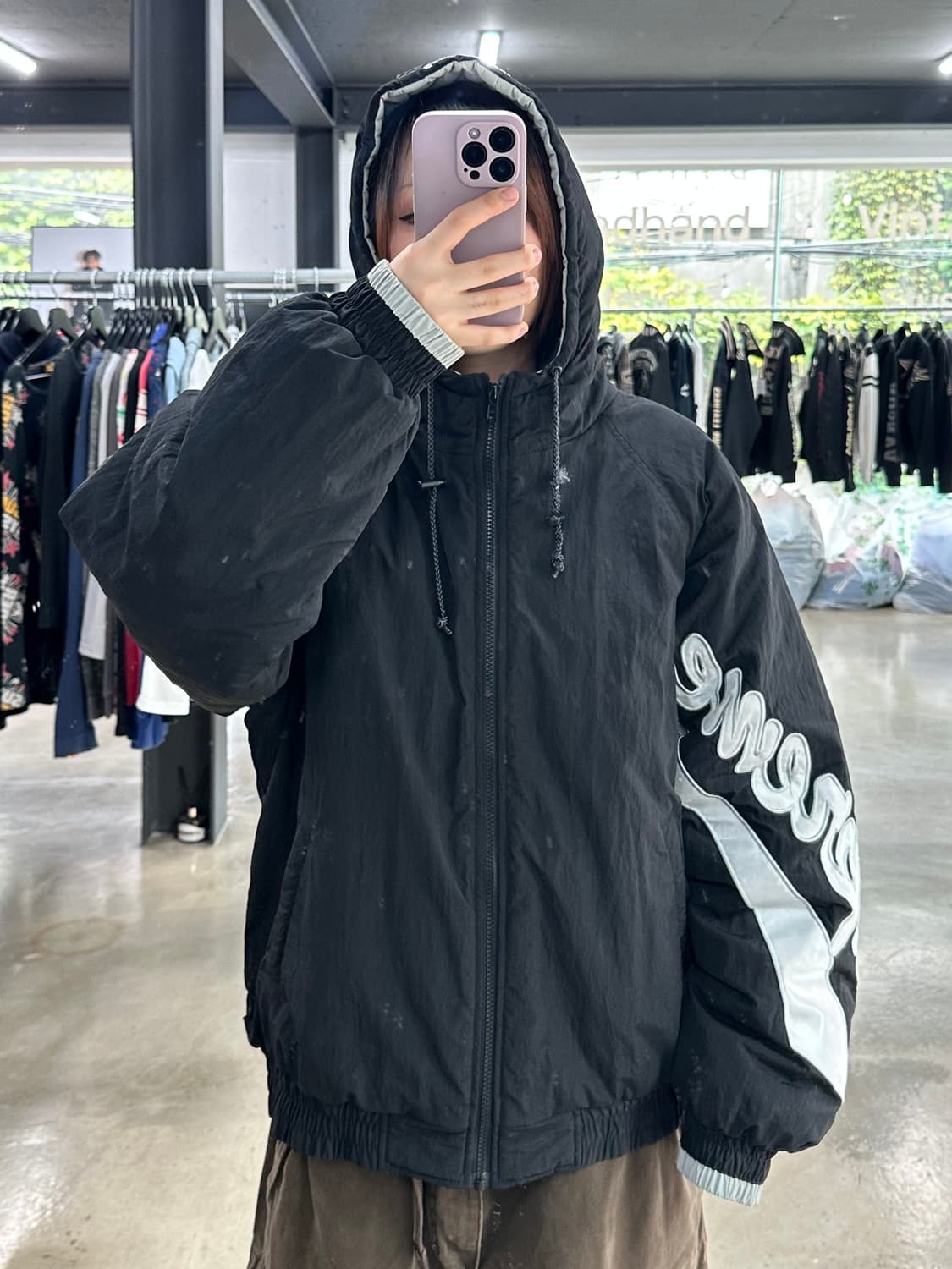 슈프림 18SS 슬리브 스크립트 사이드라인 패디드 자켓 상품이미지4