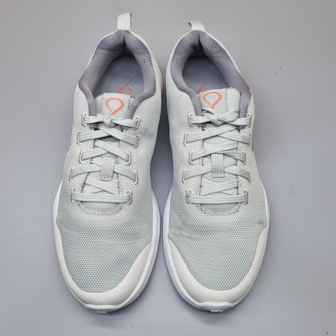 데상트 스카이 브리드 여성운동화240  상품이미지2