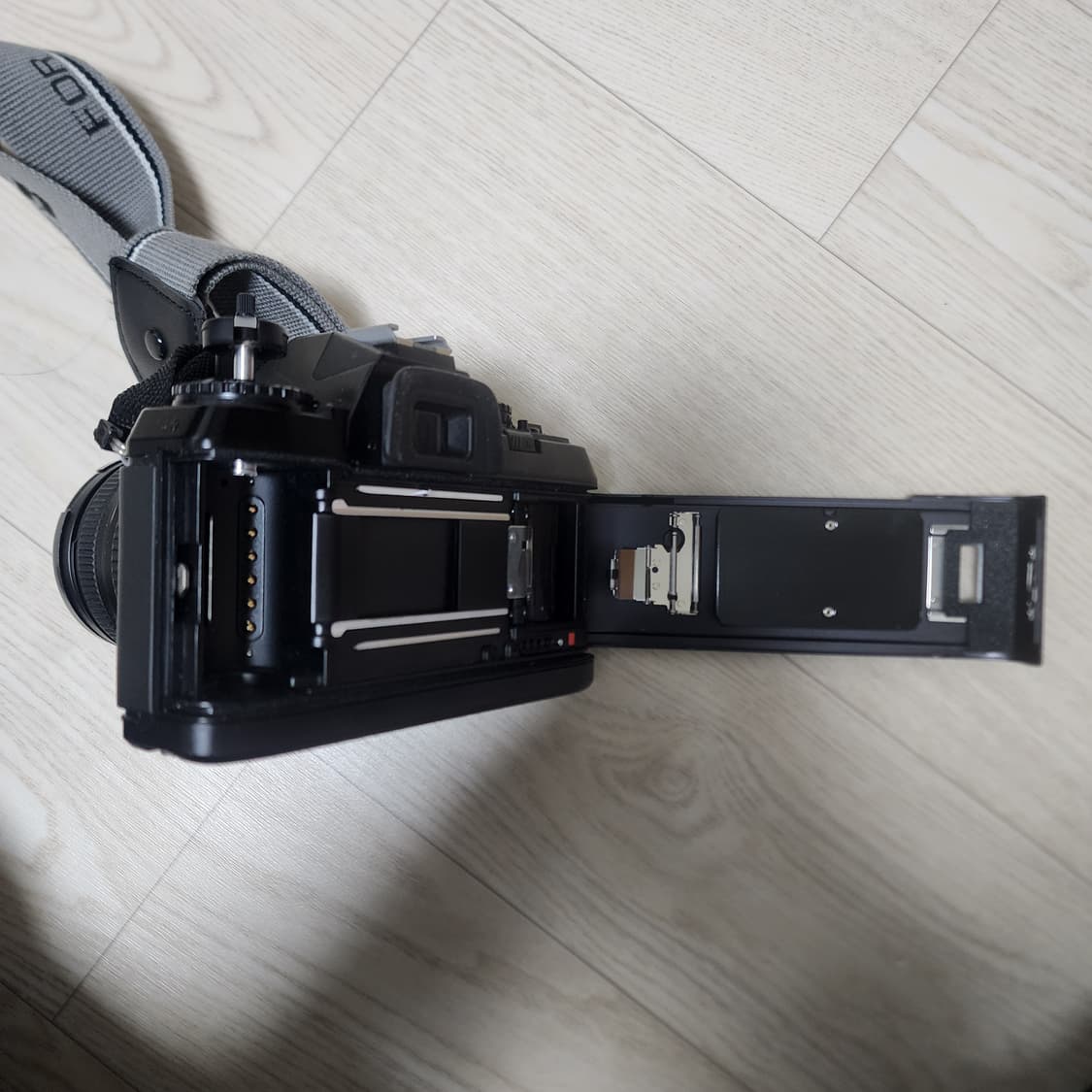 니콘 F-501 AF 필름카메라 18-50 줌렌즈 상품이미지6