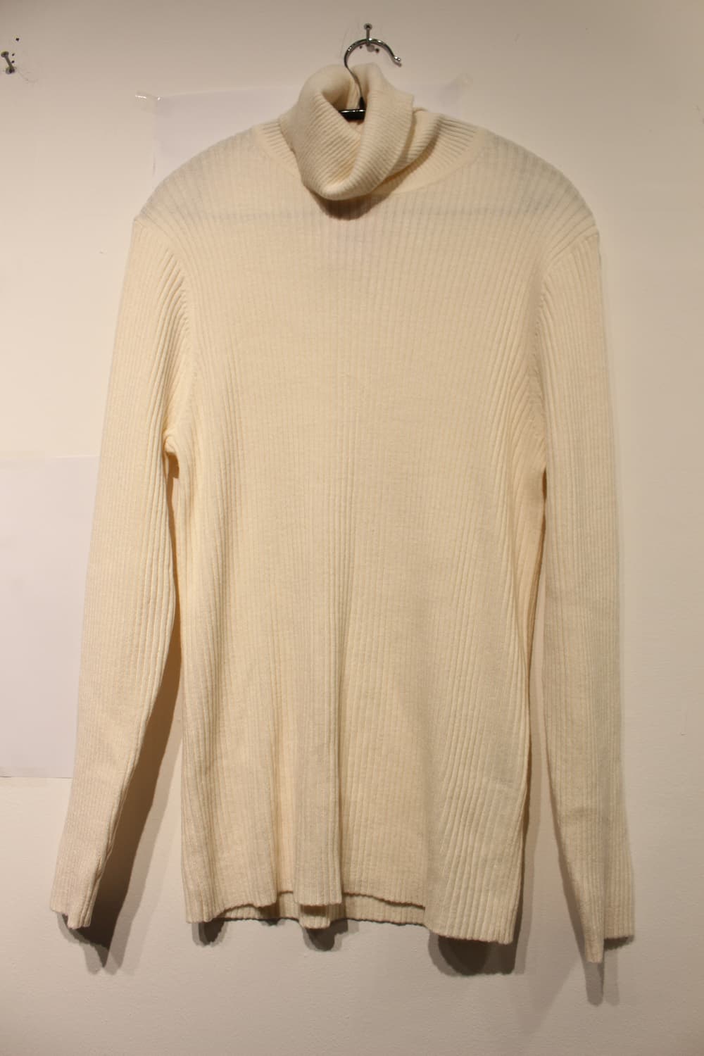 263. 아이보리 슬림 골지 폴라 니트 상품이미지1