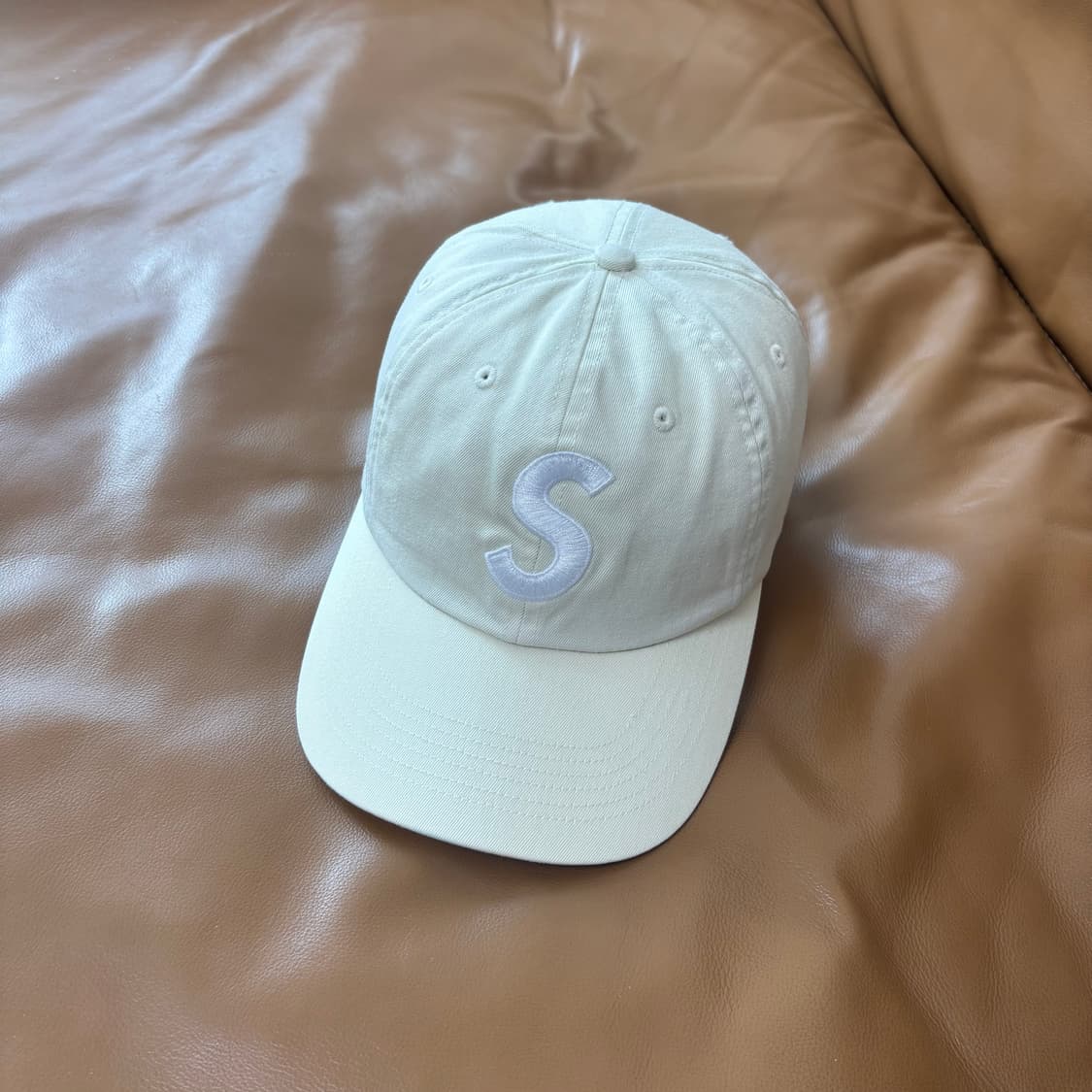 슈프림 S로고 6패널 볼캡 모자 피그먼트 내츄럴 스톤 상품이미지1