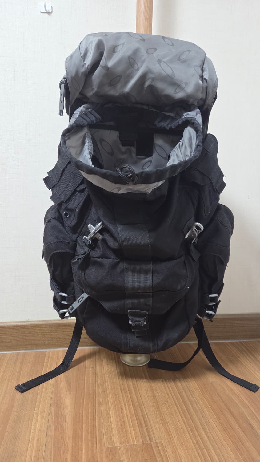 오클릭 택티컬 메커니즘 백팩. 상품이미지2