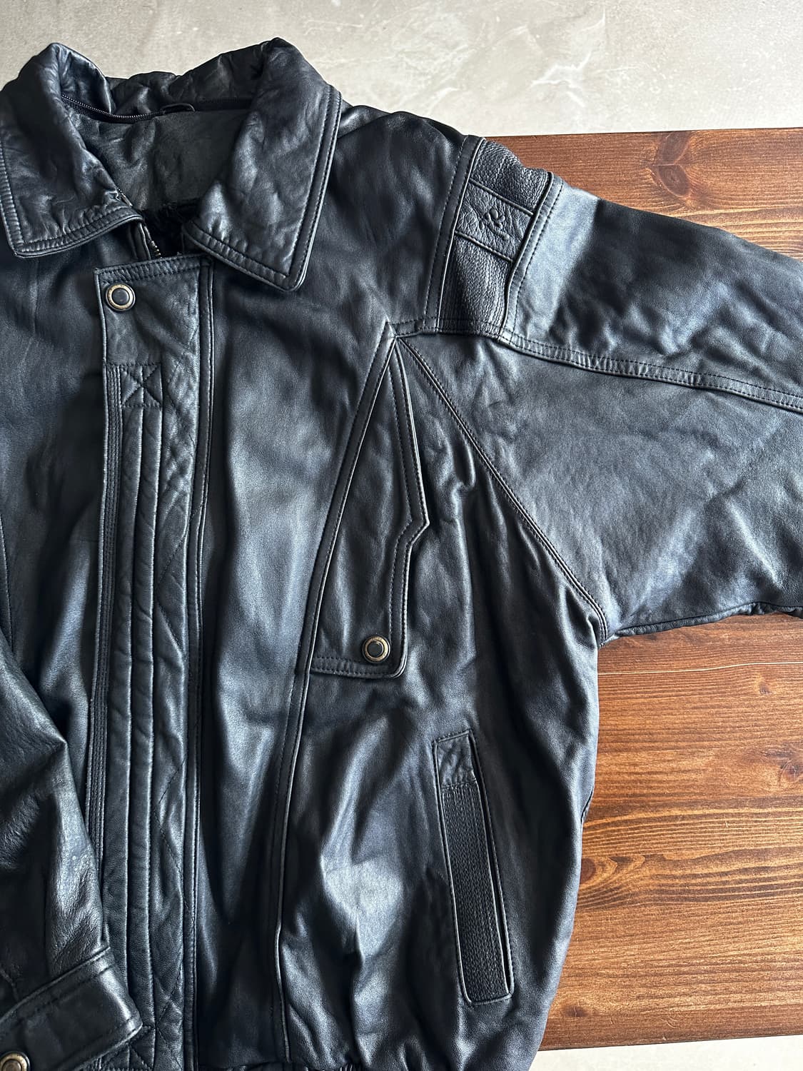 90s 클래식 아웃도어 레더 자켓 상품이미지2