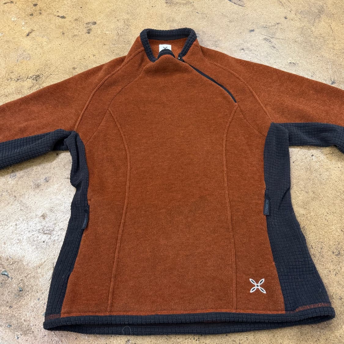 [정품/M] 몬츄라 주황색 하프넥 니트 스웨터 b15 상품이미지3