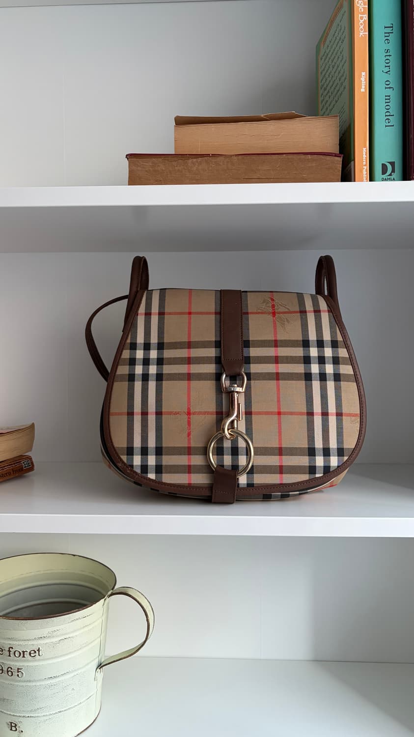 버버리 체크 백 상품이미지1