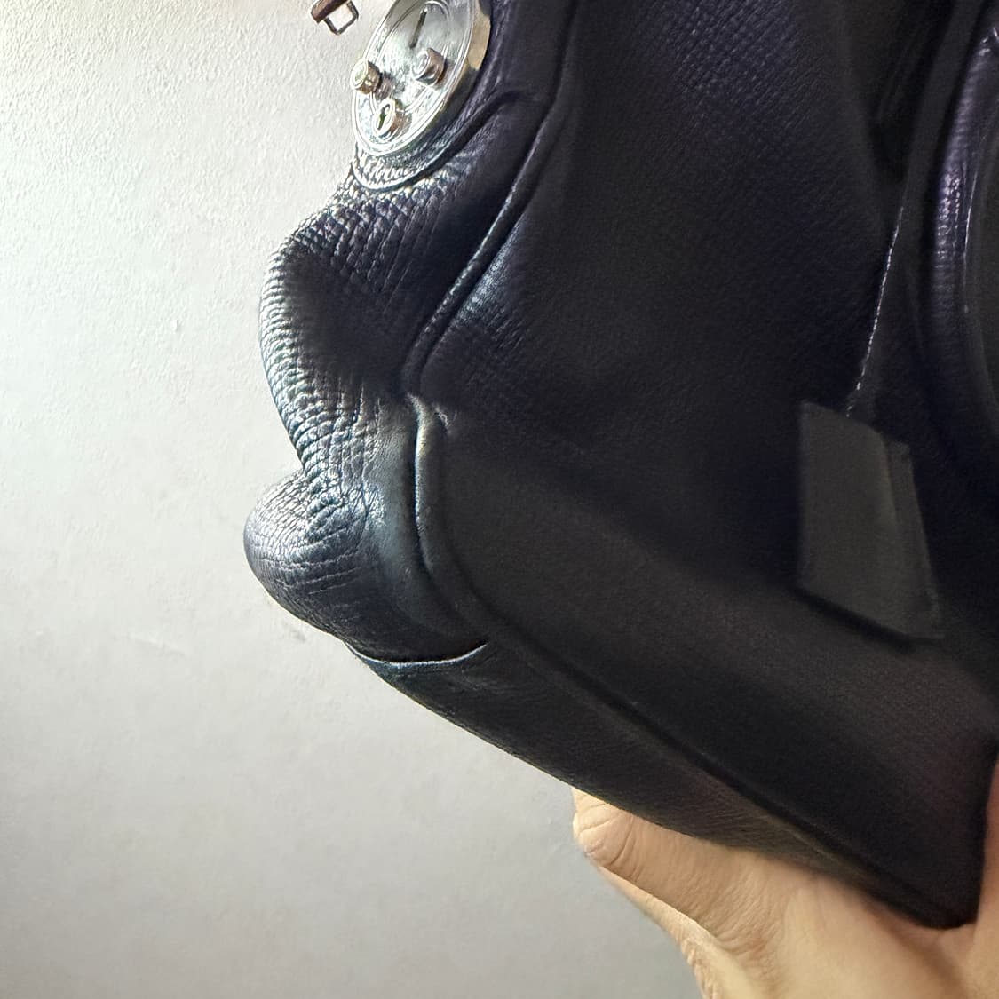 발리 버클로고 통가죽 브리프케이스 서류가방 토트 상품이미지4