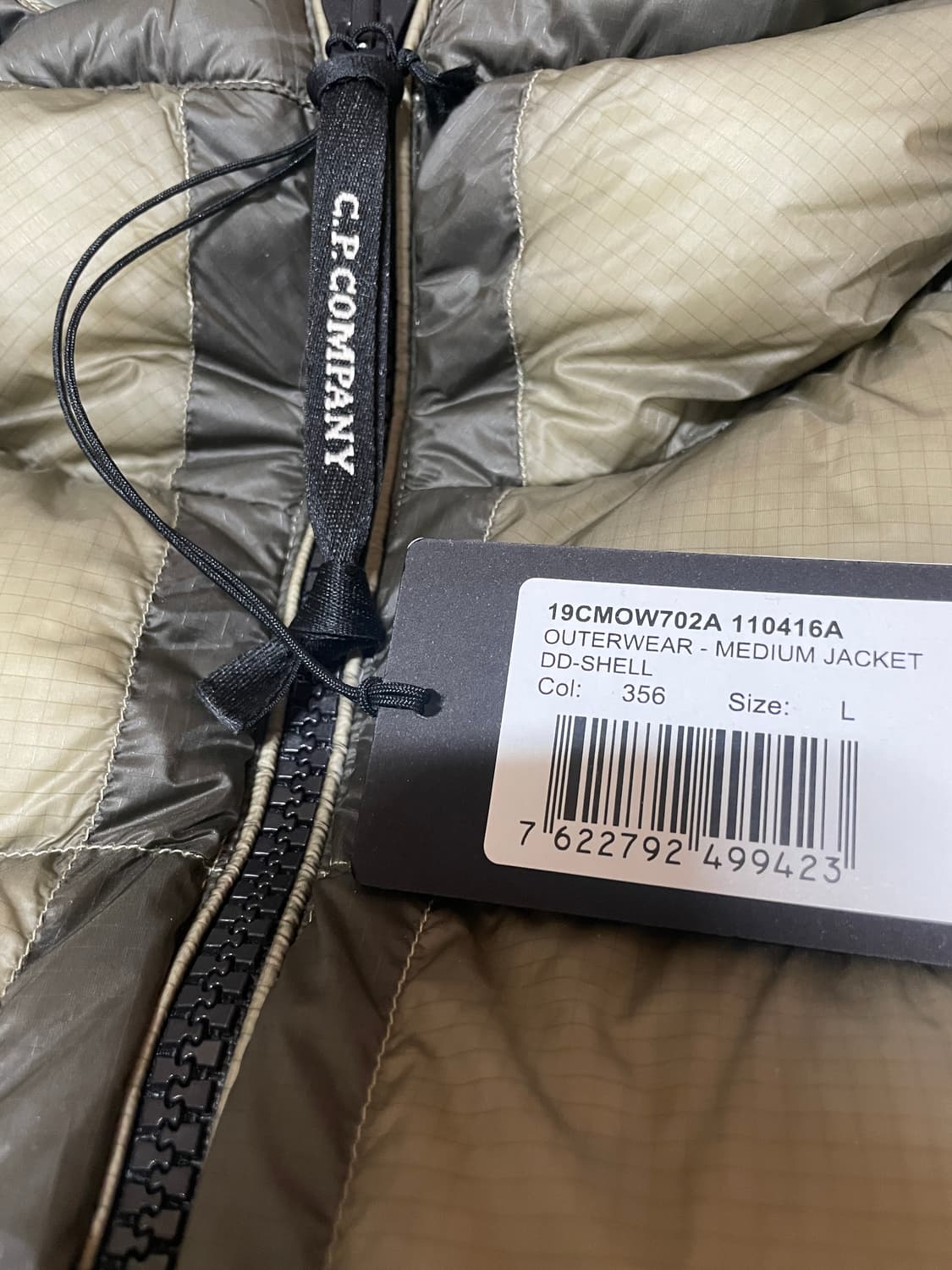 [L] CP컴퍼니 DD 쉘 후드 다운 자켓 펀가이 그레이 상품이미지1