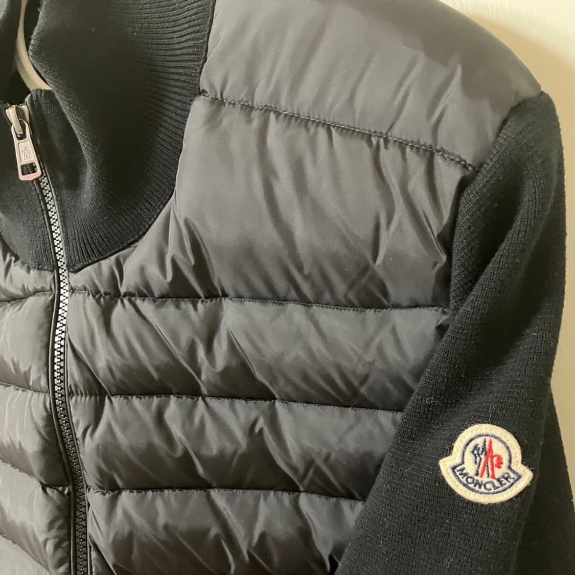 몽클레어 니트패팅 판매합니다 상품이미지2