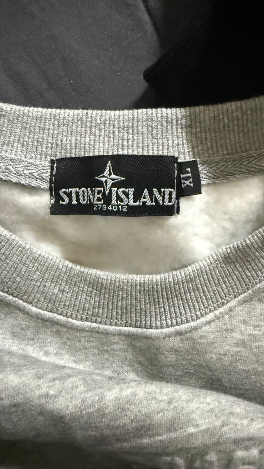 스톤아일랜드 나침반 빅 로고 맨투맨 상품이미지2