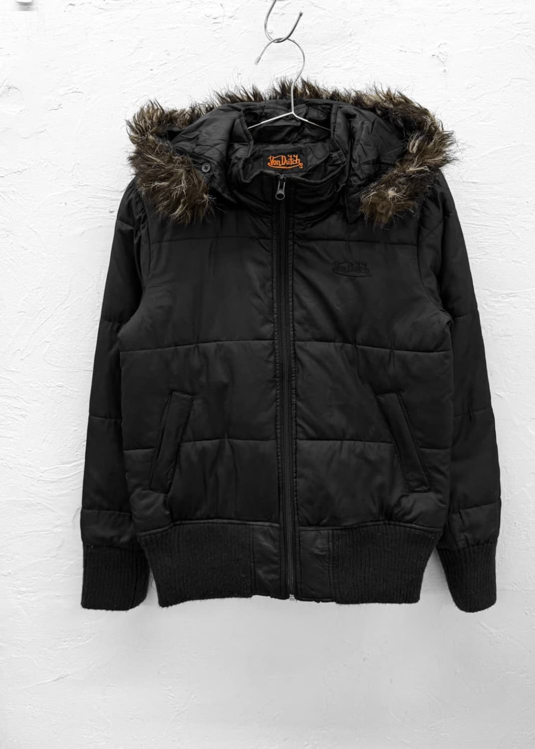 본 더치 퍼 후드 점퍼 상품이미지1