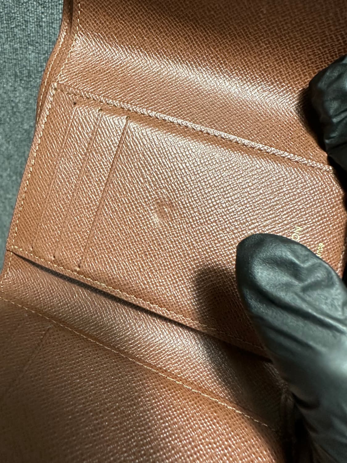 루이비통 반지갑 상품이미지5