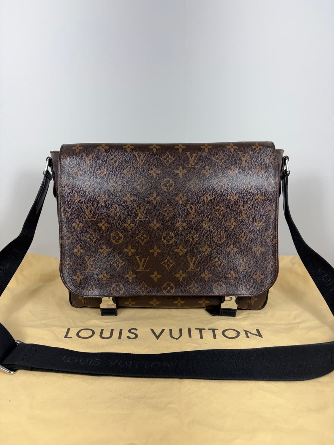 루이비통 M40936 마카사 클라렌스 메신저백 크로스백 상품이미지1