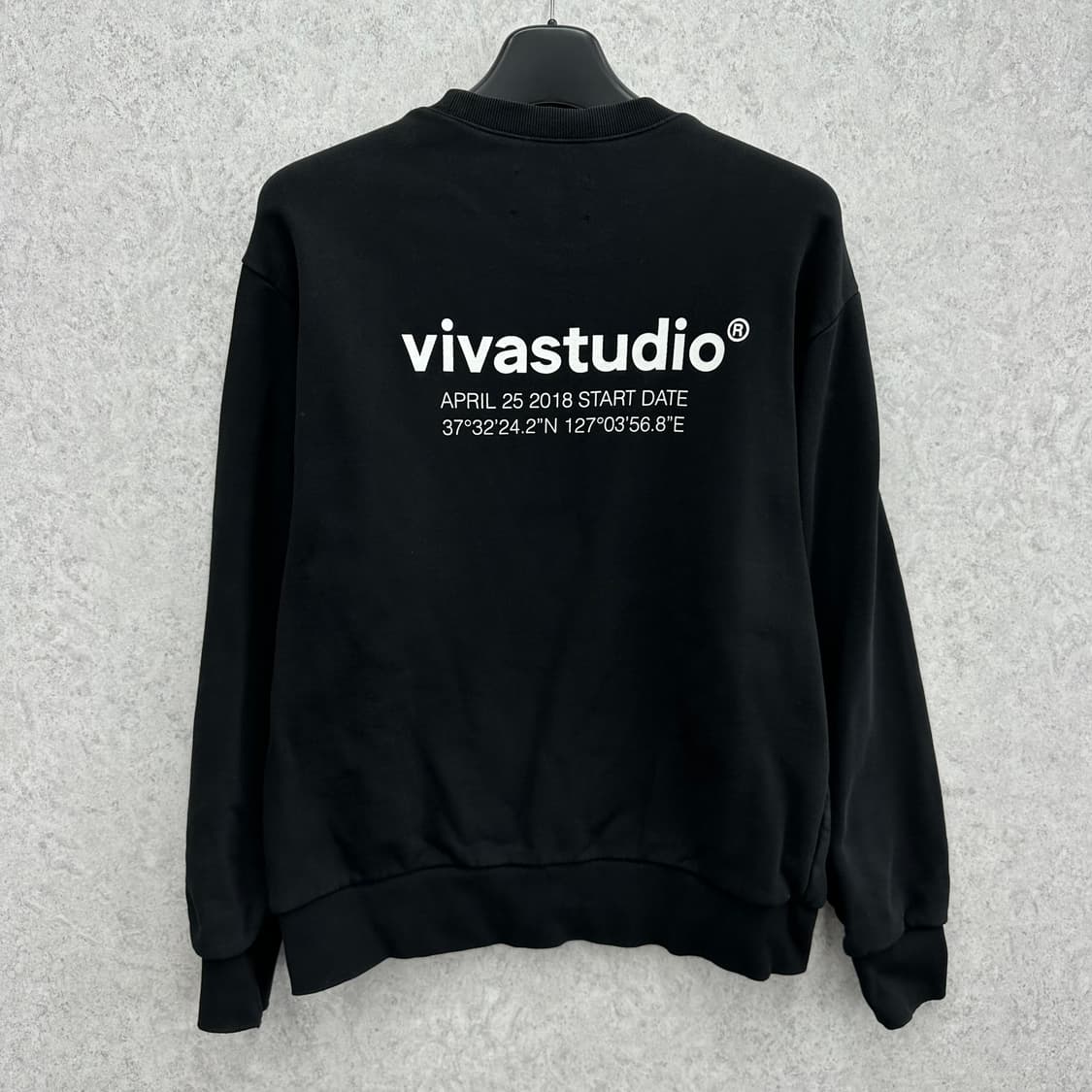 100 비바스튜디오 남자 루즈핏 맨투맨 상품이미지2