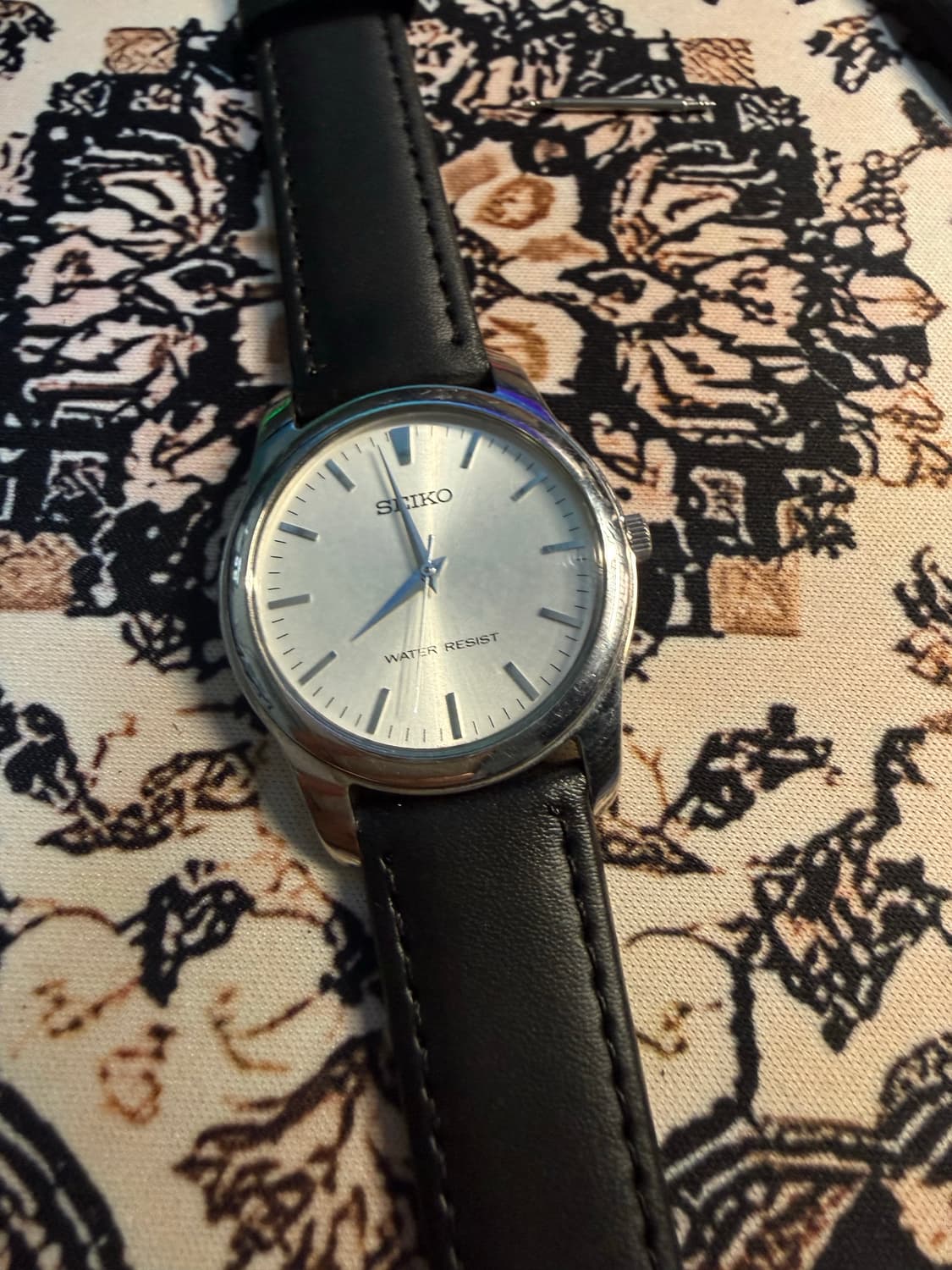 SEIKO 빈티지 쿼츠 시계 상품이미지1