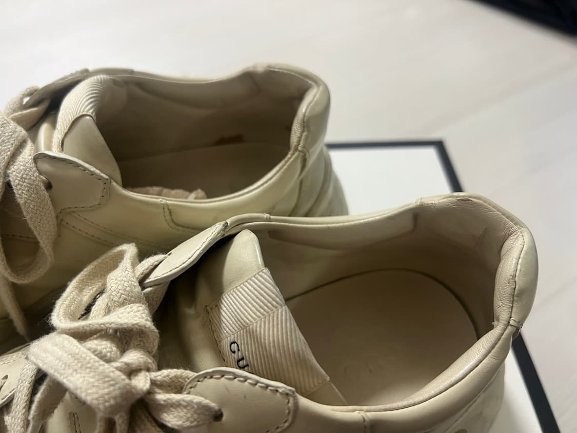 구찌 라이톤 띠로고 7(250) 상품이미지2