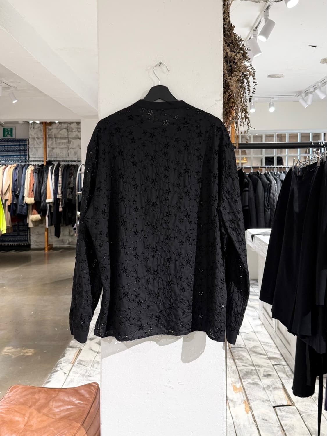 생로랑 블랙 스타 자수 아일렛 셔츠 상품이미지6