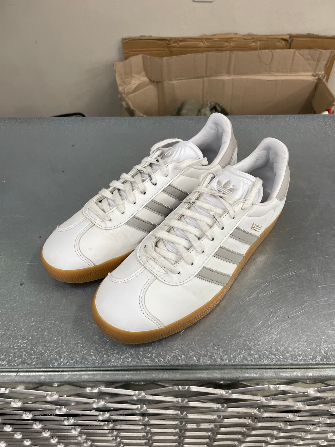 아디다스 가젤 화이트 그레이 235 상품이미지2