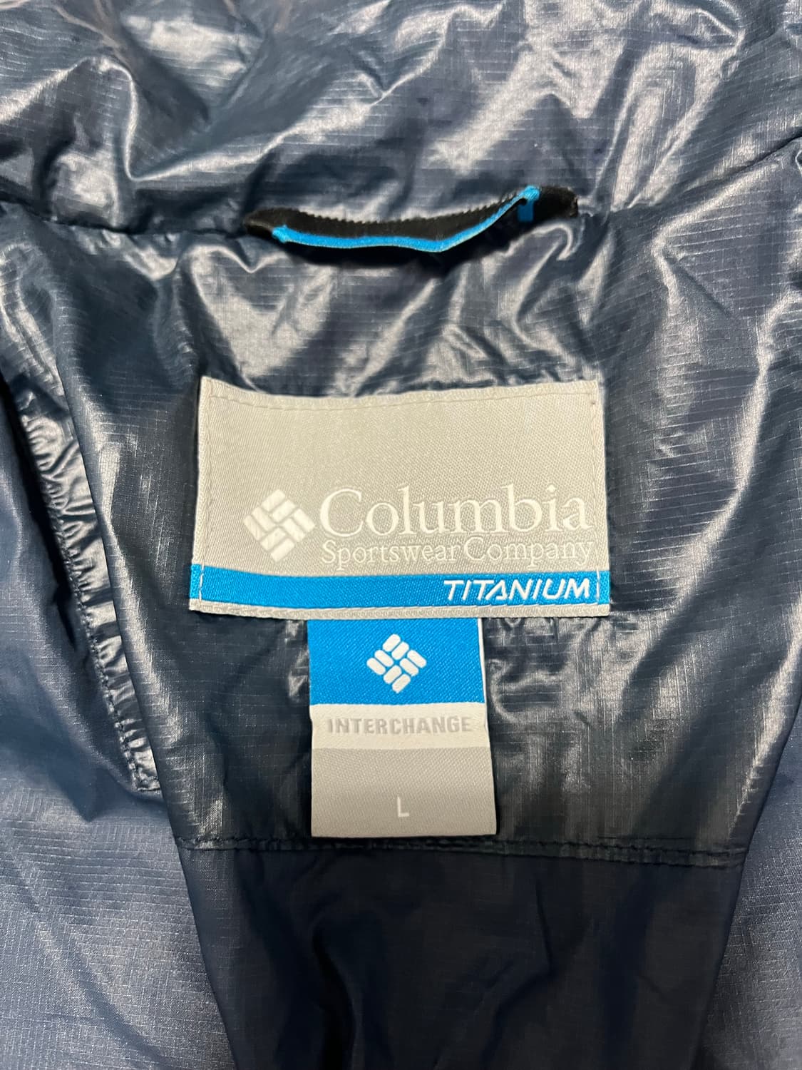 컬럼비아 경량패딩 L 상품이미지6