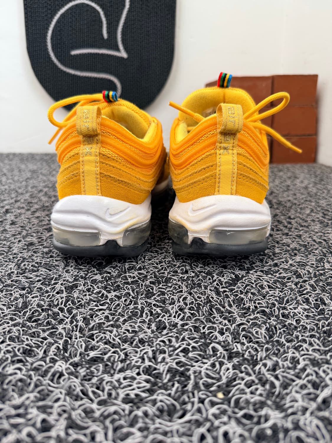 나이키 에어맥스 97 옐로우 260mm 상품이미지3