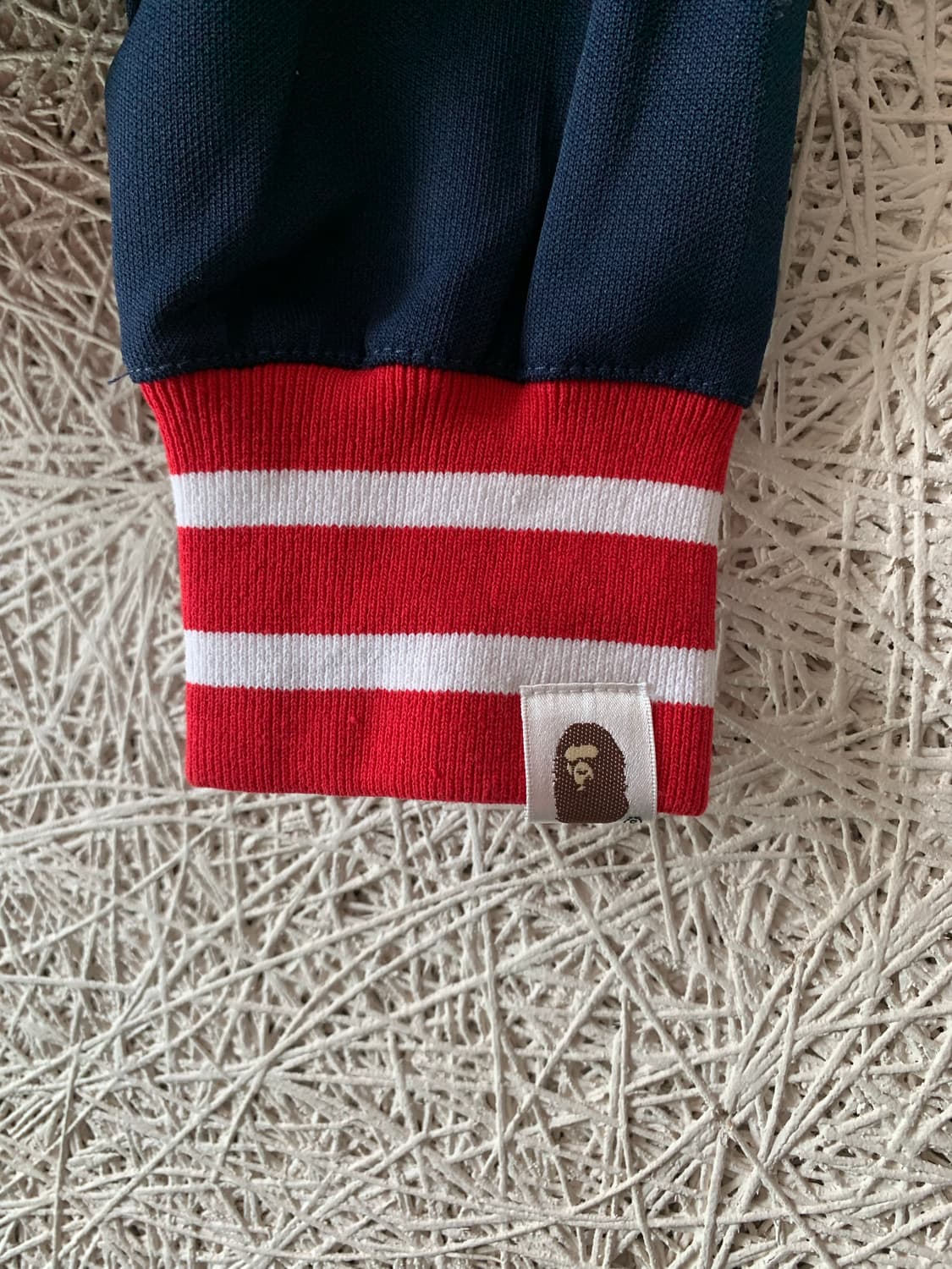 베이프 올드 모델 짚업 상품이미지4