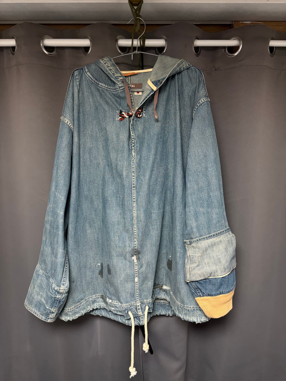 캐피탈 아노락 후드 상품이미지1