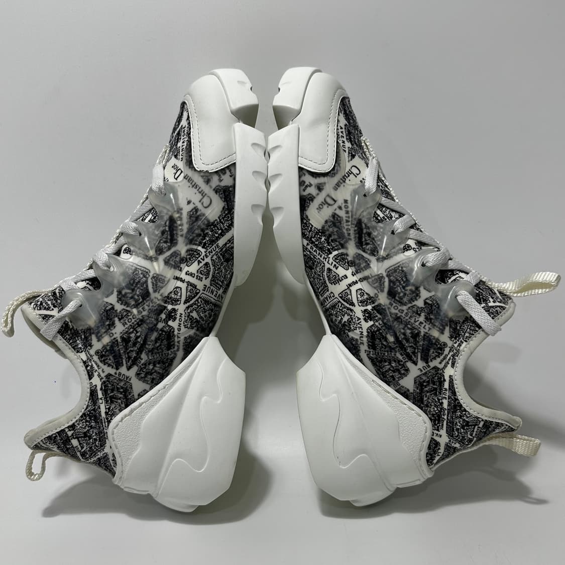 디올 D 커넥트 테크니컬 패브릭 파리 스니커즈 (245)  상품이미지5