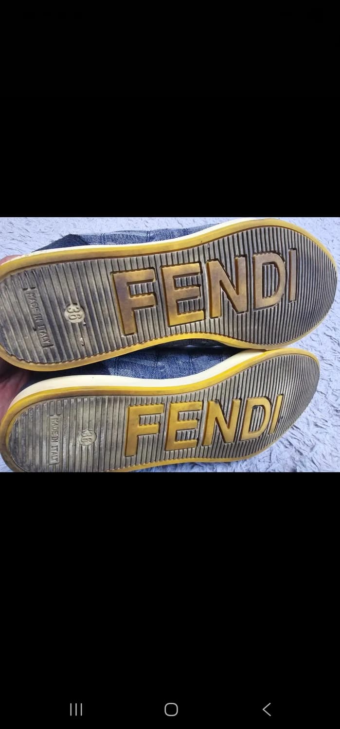 정품 펜디 여성스니커즈 36사이즈 상품이미지6