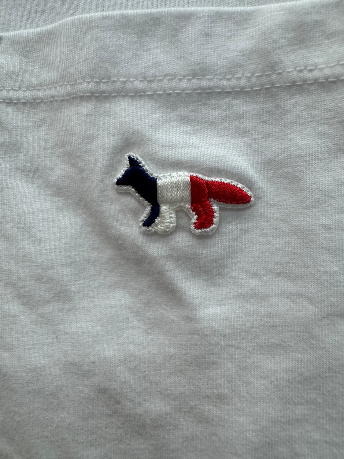 메종키츠네 트리콜로르 폭스 원포켓 반팔티 XL(L) 상품이미지3