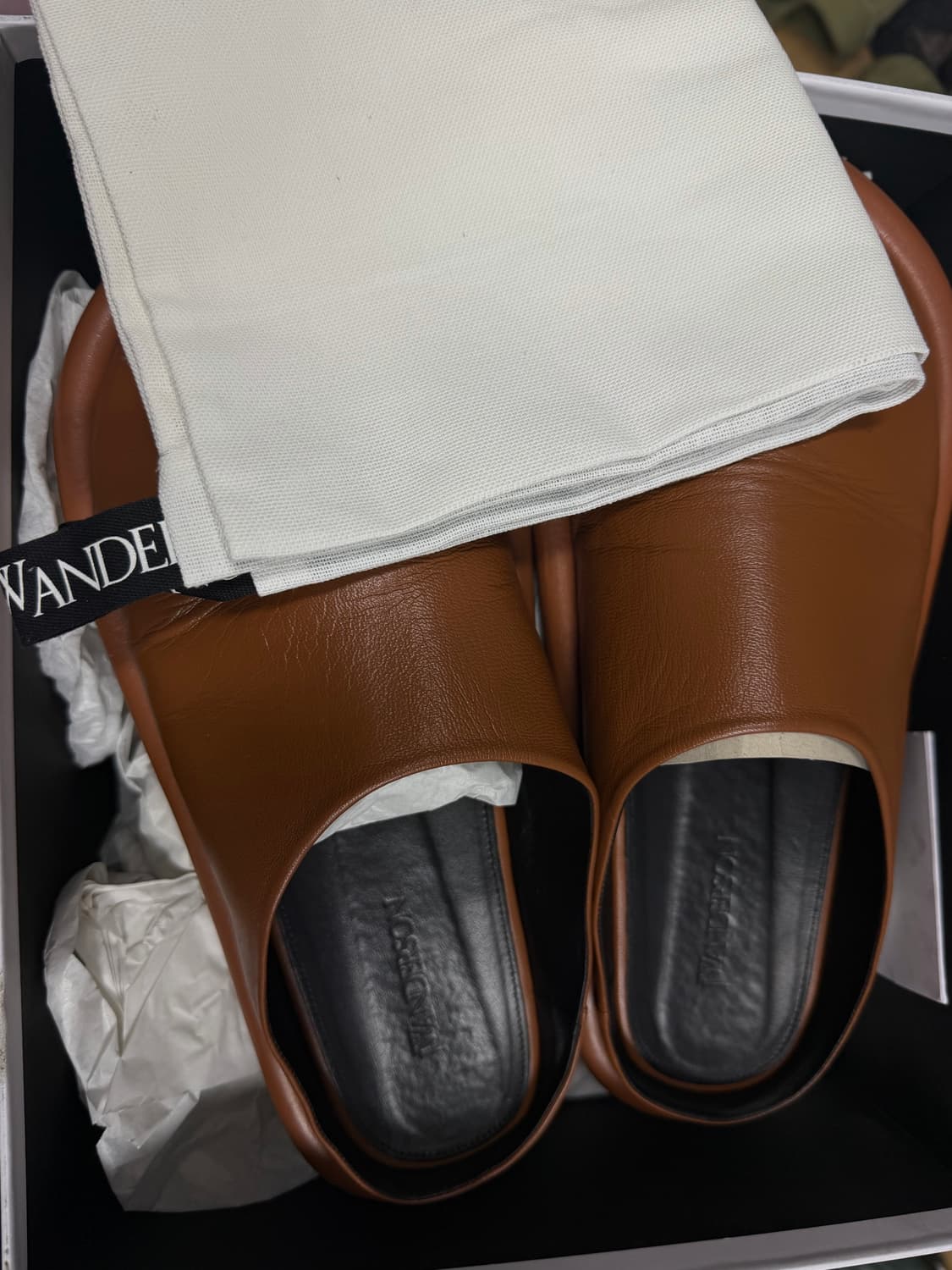 JW anderson bumper slippers 상품이미지8