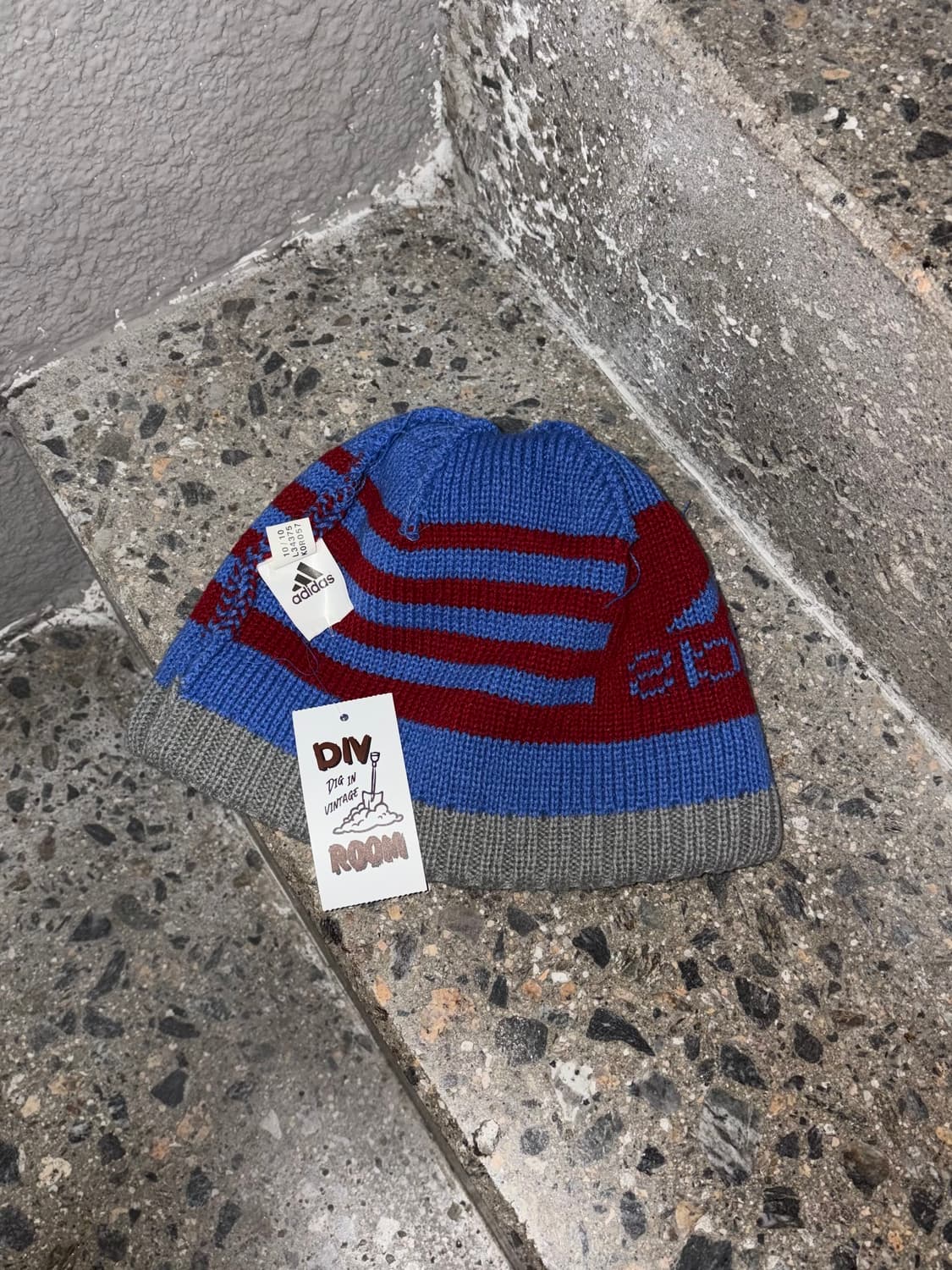 아디다스 폼폼 비니 상품이미지8