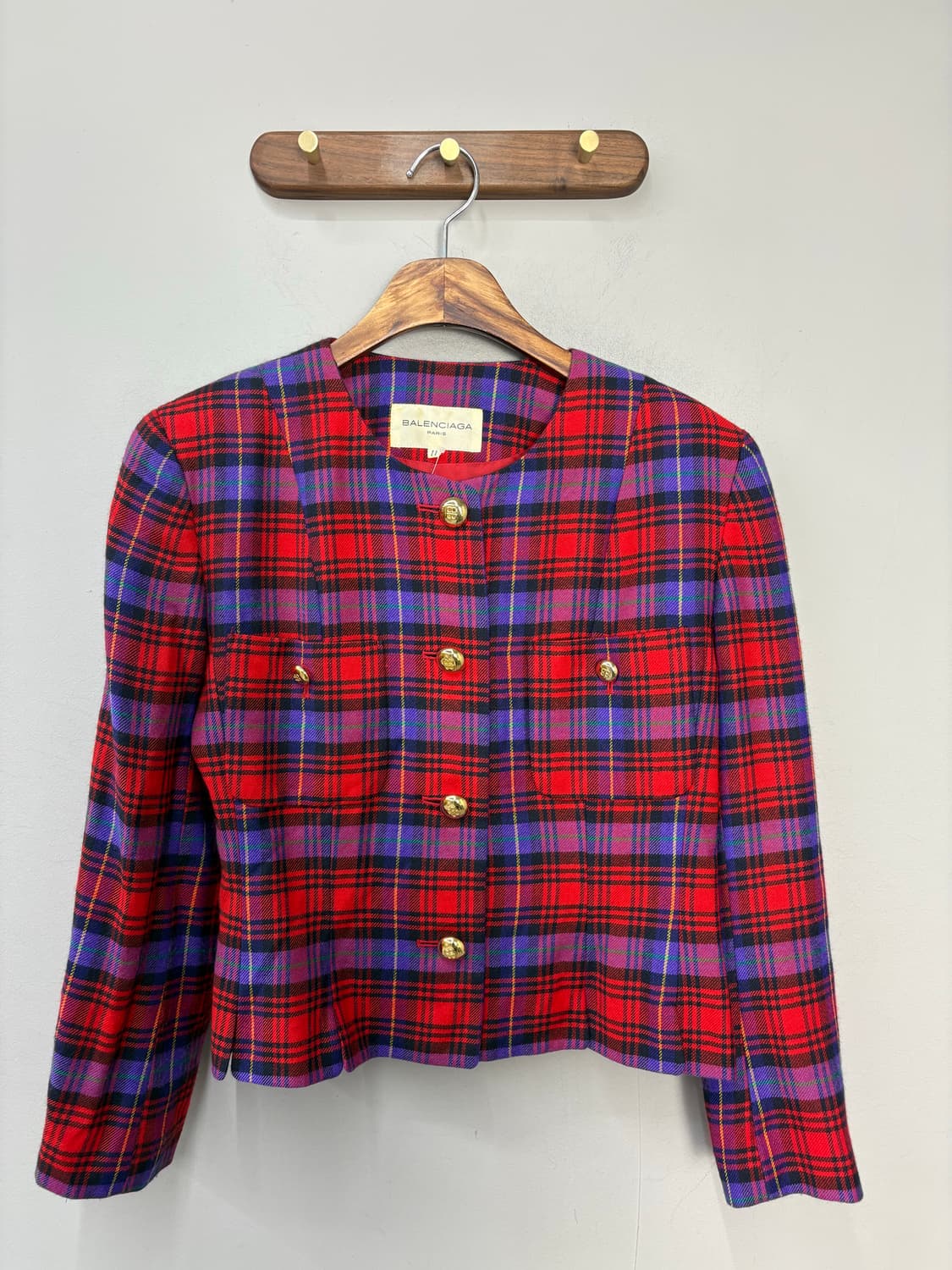 발렌시아가 논칼라 체크 자켓 A3250 상품이미지2