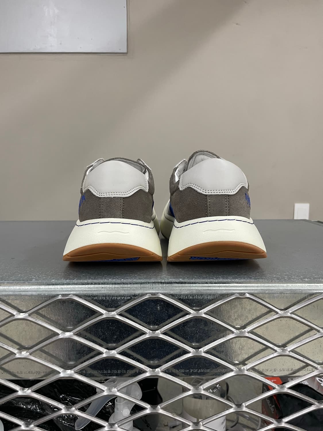 아더에러 로그 바우스 그레이 280 상품이미지3