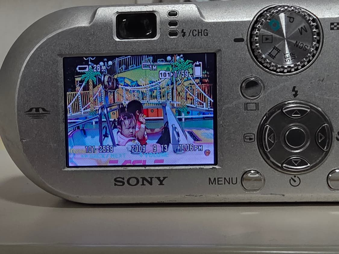 소니 사이버샷 DSC-P100 디지털카메라 상품이미지7