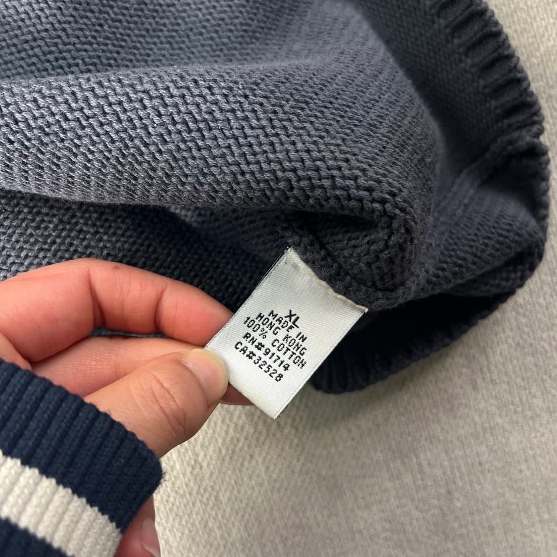 100 아르마니 빅로고 차콜 니트 상품이미지6