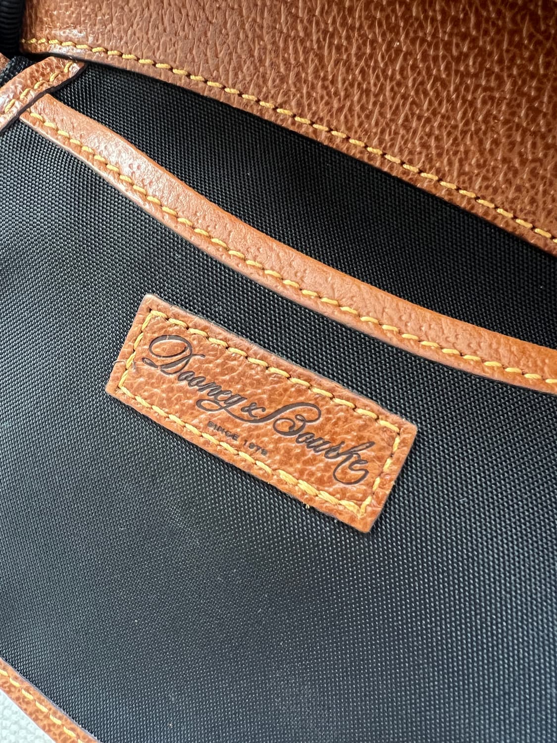 두니앤버크 빈티지 크로스백 상품이미지8